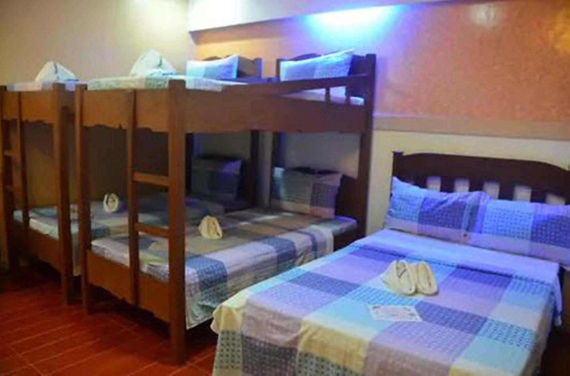 Apartelle De Francesca Пуэрто-Галера Экстерьер фото