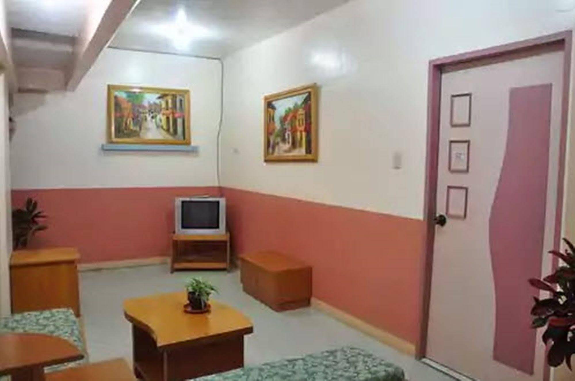 Apartelle De Francesca Пуэрто-Галера Экстерьер фото